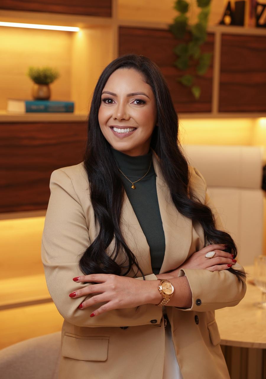 Emely Silva, nutricionista online especialista em emagrecimento saudável